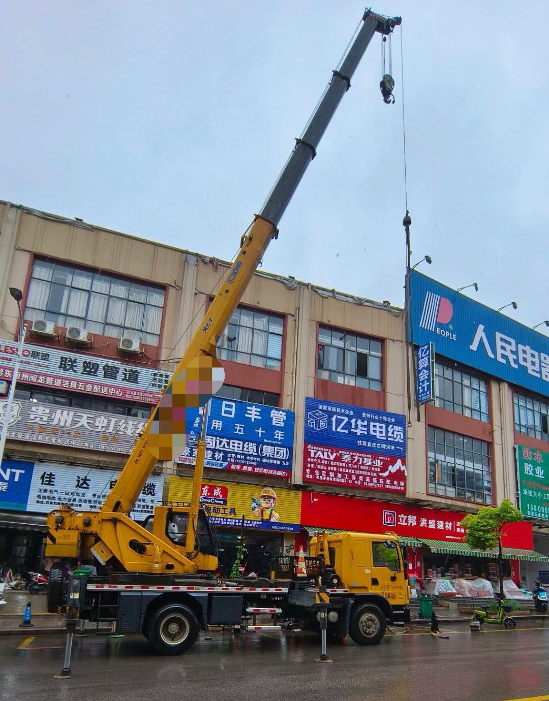 都兰县什么时间对吊车进行维修保养最合适